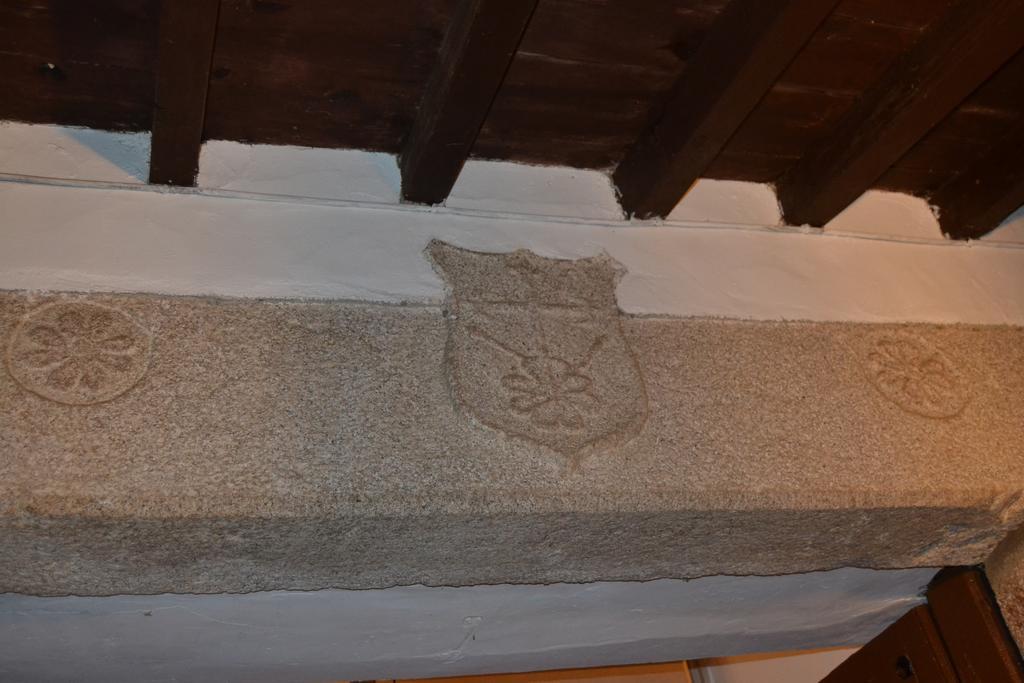 El Escudo De Calatrava Hotell Mohedas de la Jara Exteriör bild